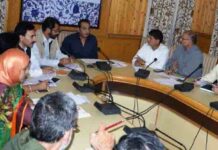 Div Com reviews rehabilitation plan for Dal dwellers