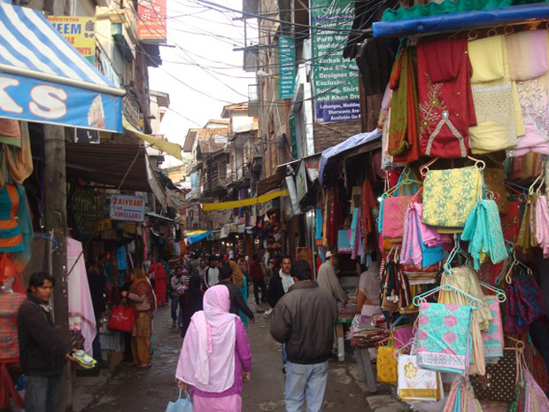 Low Sales Ahead Of Eid Irk Traders - Vimarsana News