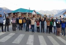 Casual labourers of public works department protest in Bhaderwah, demand release of salaries, regularization
