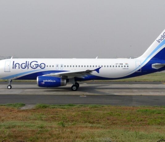 IndiGo Flight Comes into Contact With VDGS Pole While Parking at Srinagar Airport IndiGo Airlines, Indigo airlines controversy, Indigo, Jammu and Kashmir