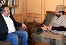 Ambassador of Bosnia calls on Mirwaiz at his residence