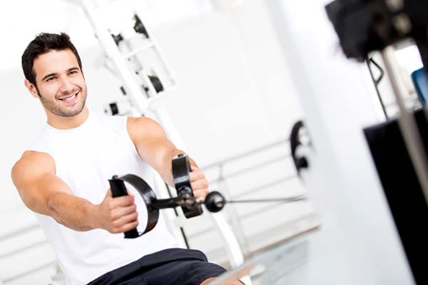 exercising-at-the-gym-xs