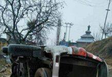Kashmir: Two guards killed after gunmen attack cash van in Shopian