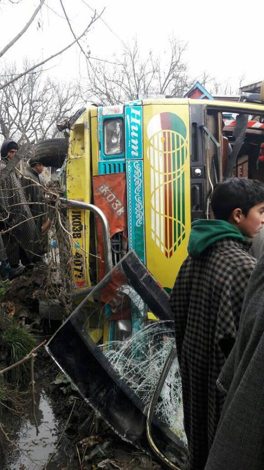 One Injured Succumbs To Injuries In Islamabad Accident Kashmir Life