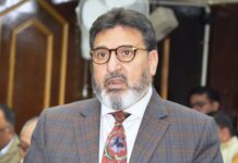 Altaf Bukhari Offers Prayers Inside Srinagar’s Jamia Masjid