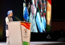 Modi Govt mismanaged Kashmir, says Manmohan Sing