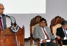 Governor inaugurates seminar on ‘Implementation of J&K RTI Act’