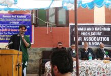 Malik pays tributes to Jalil Andrabi, calls for unity