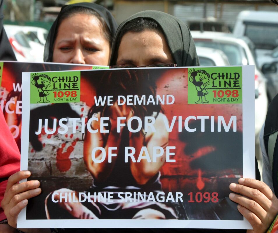 Demanding justice for an eight-year-old-girl of Kathua, a group of youth on Wednesday staged a protest in Press Enclave demanding capital punishment for culprits (1)