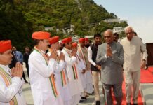 President visits Vaishno Devi shrine