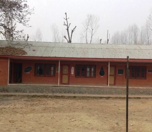 Anantnag West Schools Largely in Govt Buildings, Govt Says