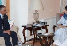 GOC in Chief Northern Command calls on Mehbooba