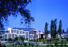Authorities have changed rules for visiting the detained political class in sub-jail Centaur Lake View hotel Srinagar. KL Image by Bilal Bahadur