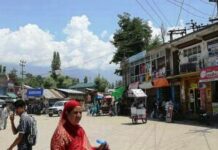 Normal life resumes in Tral