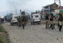 Thousands waited for Dawood’s body on Srinagar-Muzaffarabad road, clashes erupt