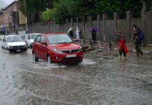 No Flood Threat Yet in Kashmir, Say Officials