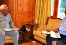 Governor Reviews Financial Management Issues