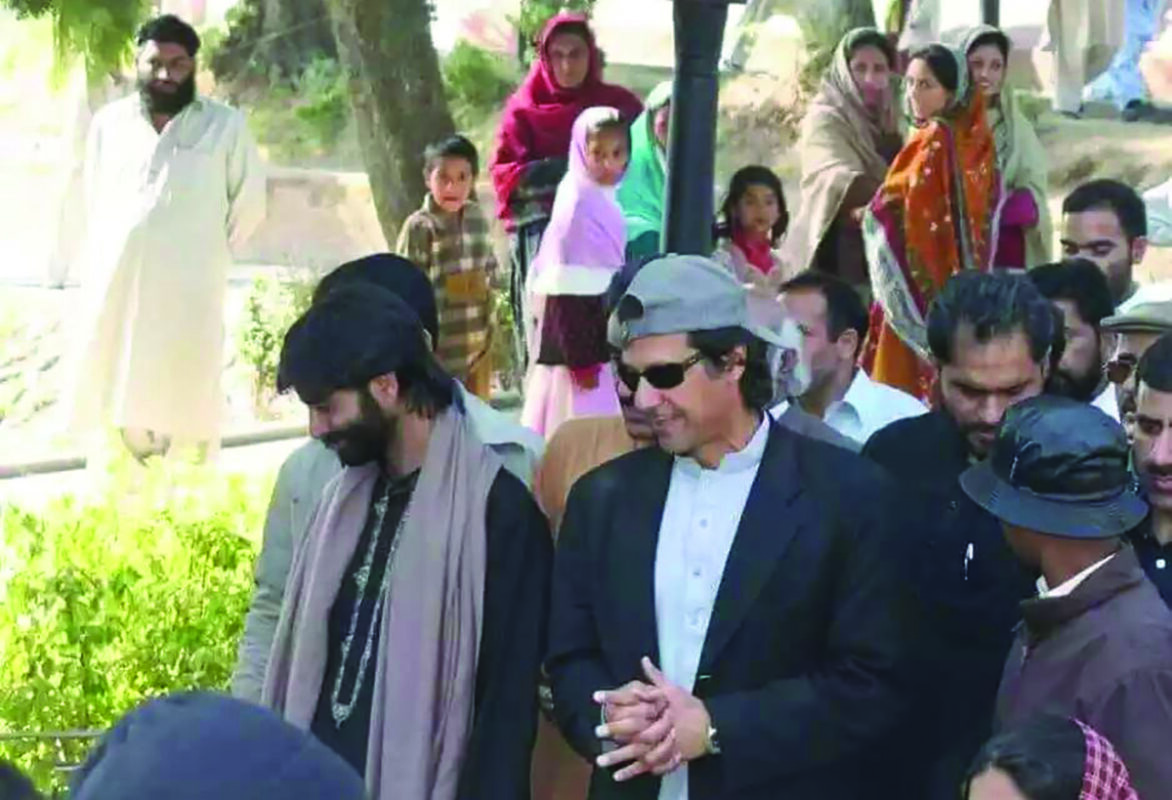 Yasin Malik with Imran Khan