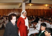Mrs Rajni announces 100 Pound ‘Mahinder Koul Award’ for Urdu poetry