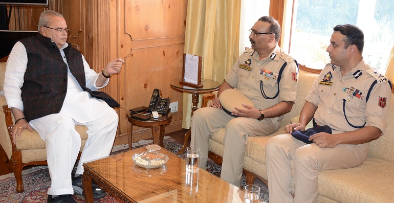 Dgp Meets Governor Kashmir Life