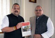 MLA Nagrota Devender Rana meets Governor