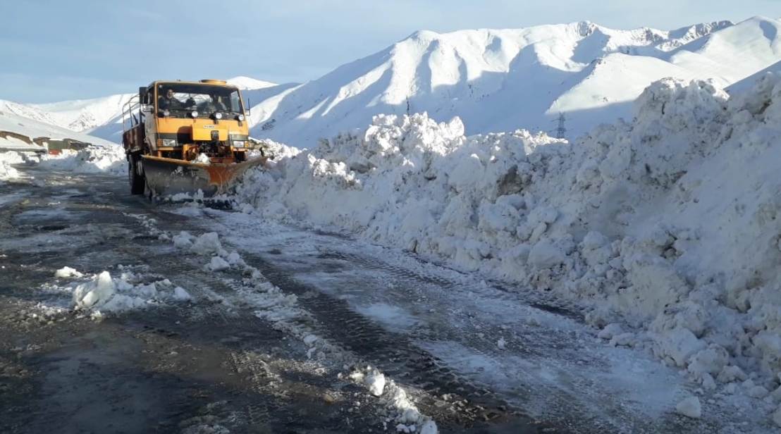 BRO Launches Snow Clearance Drive for Amarnath Yatra Route