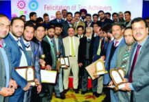 J&K Bank confers ‘Honour Badges’ upon top achievers