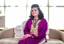 How a Mumbai music teacher fell in love with Kashmiri music