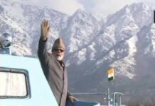 Kashmir Among Top Domestic Picks as PM Modi’s Call Spurs Shift From Foreign Travel