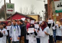 KU south campus BSC nursing students stage protest, demand fee concession