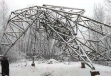 Transmission Tower collapse amid heavy snowfall in Bandipora