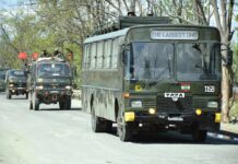 A convoy moving on highway. KL Image by Bilal Bahadur.
