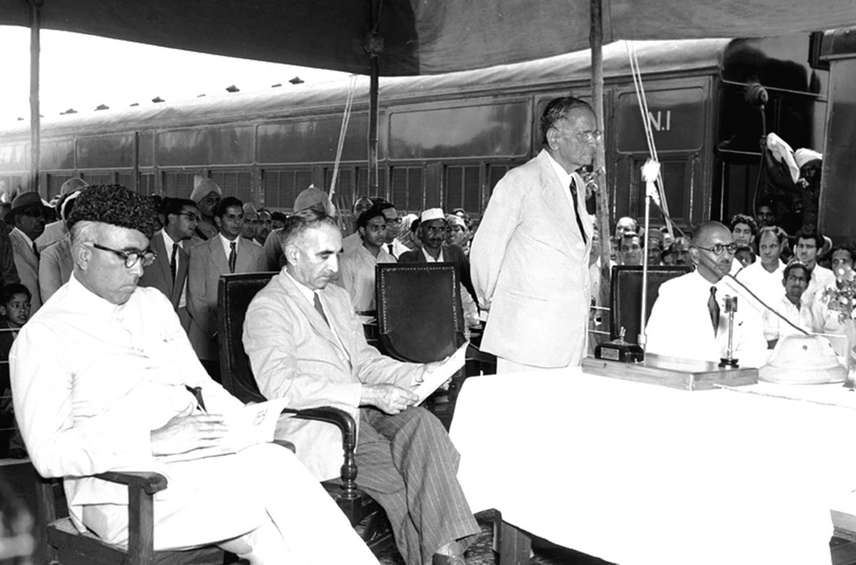N Gopalaswami Ayyangar, Minister for Railways and Transport, opened the 27-mile-long Mukerian-Pathaknot broad-gauge railway line on the Northern Railway on April 07, 1952, thus bringing the Kashmir Valley 44 miles nearer to India. Photo shows Ayyangar adressing the gathering at a ceremony before declaring the new line open. (Image: Photo Division)