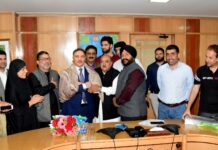PHD Chamber Kashmir Felicitates Chairman and CEO J&K Bank