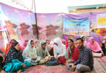 J&K Sets Target of 3.64 Lakh ‘Lakhpati Didis’ by 2029, RDD Pushes Mission-Mode Convergence Members of self-help group at Back to Village, Nesbal, Sumbal.