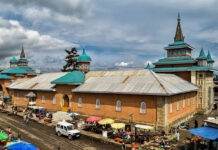 Jamia Masjid Shopian. KL Image: Bilal Bahadur