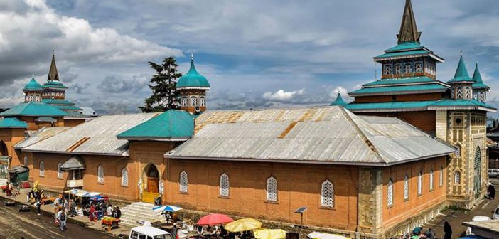 Jamia Masjid Shopian. KL Image: Bilal Bahadur