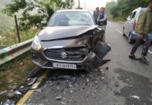 Eleven persons injured in 5 separate road accidents in Ganderbal