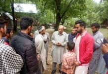 Er Rasheed seeks package for affected Kupwara fruit growers, farmers