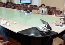 Lt Governor reviews working of SKIMS