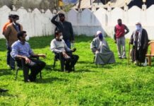 Coronavirus: DC Srinagar takes stock of provision of essential supplies to rural areas