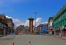 Coronavirus: Restrictions on movement on people continue in Kashmir