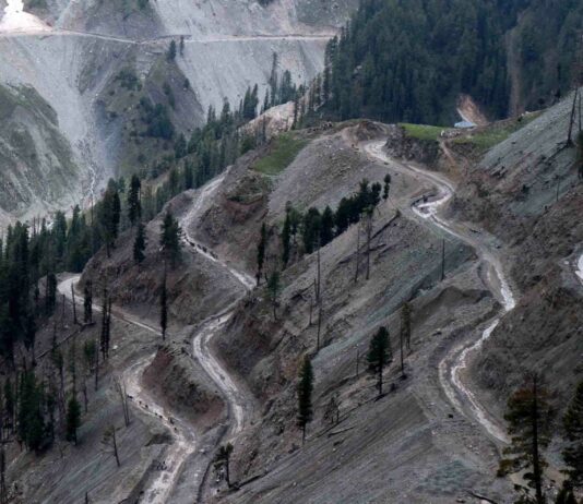 Mughal Road Closed For Traffic After Multiple Landslides