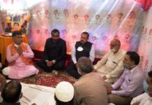 BJP top leadership visits slain Waseem Bari’s house