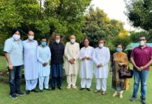 Dr Farooq Meets Colleagues, Visits Chrar-E-Sharief