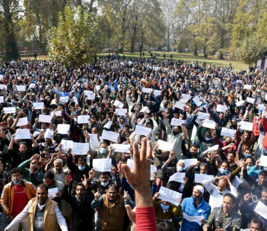 Biometric Profiling Covers Over 1 Lakh Casual, Other Workers in Jammu Kashmir: Govt