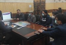 Bird Flu: DC Srinagar Reviews Bio-Security Measures