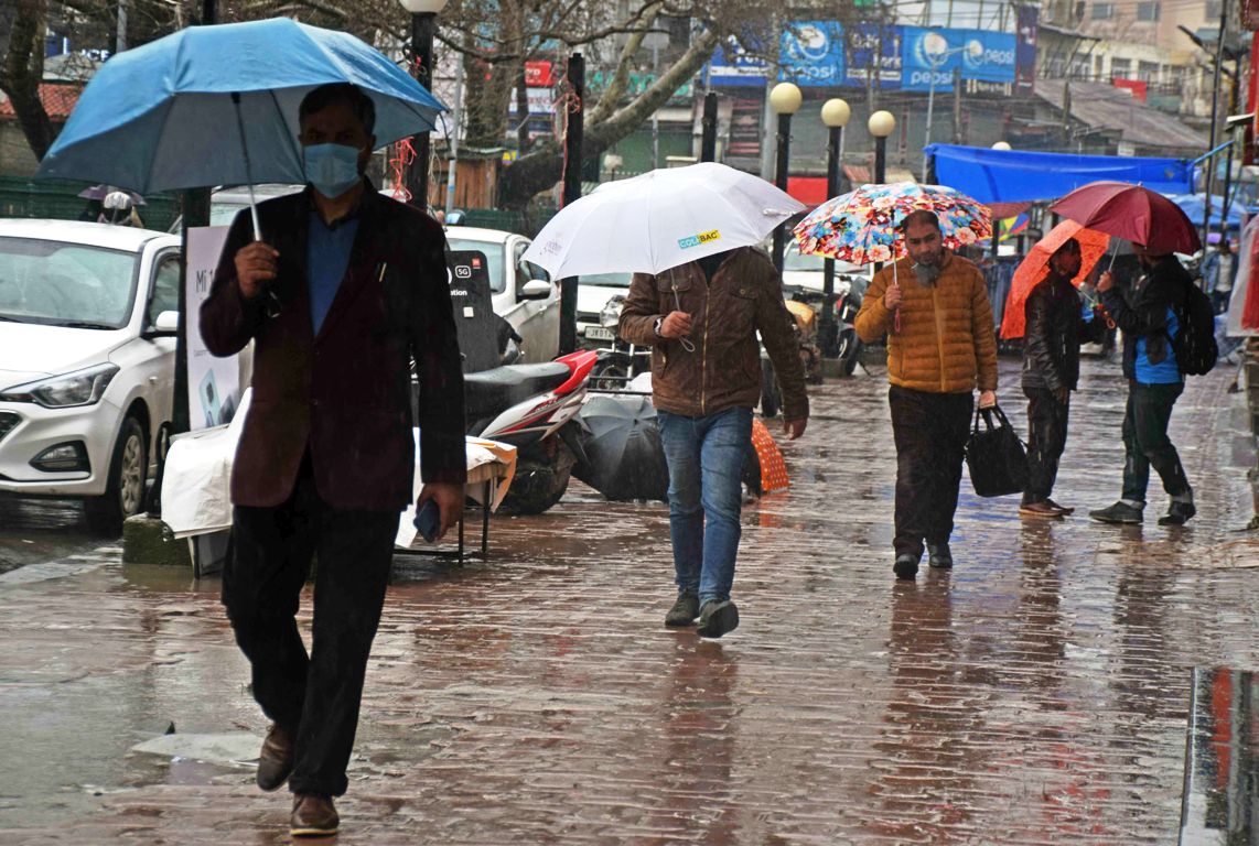 Jammu and Kashmir Braces for Moist Spell, Heavy Snowfall Anticipated in Increased Reaches