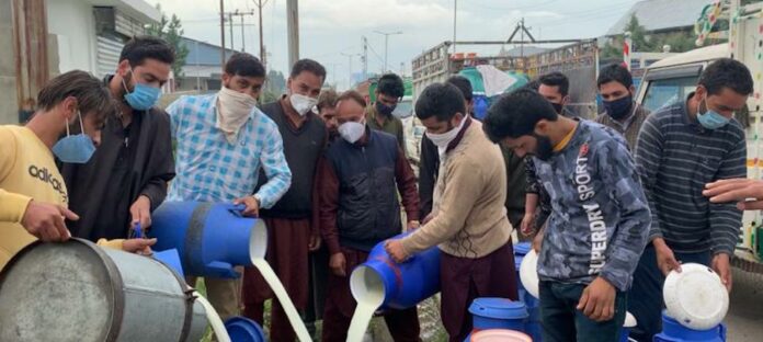 Why Are Kashmir Farmers Dumping Milk In Drains? | Kashmir Life - Latest ...