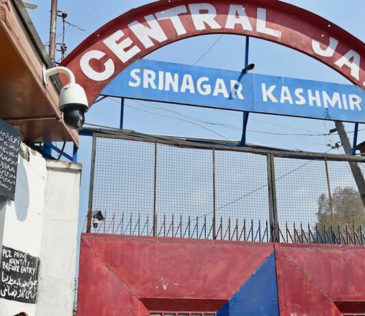 Jammu Kashmir HC Asks Trial Court to Revisit Charges against 26 Accused in 2019 Srinagar Central Jail Violence Case